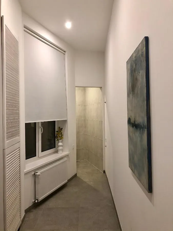 Park Apartment In The Heart Of The City Львов 0*,